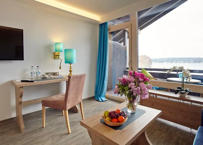Schloss Berg Hotel 3*