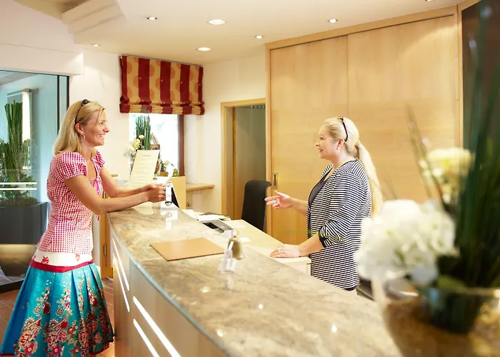 Hotel Schloss Berg 3*