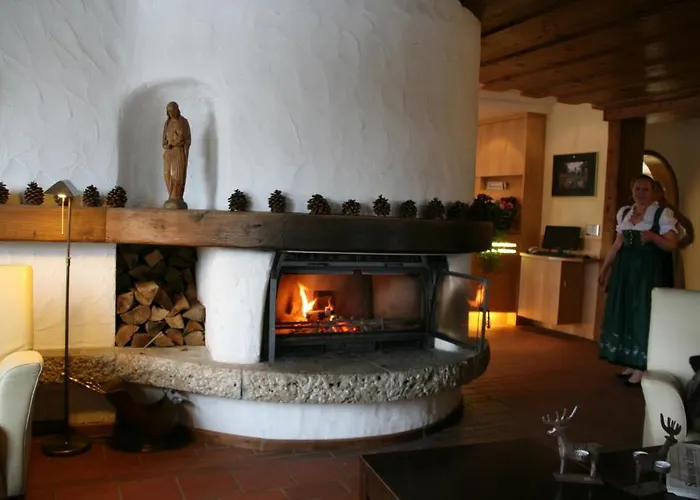 Schloss Berg Hotel 3*