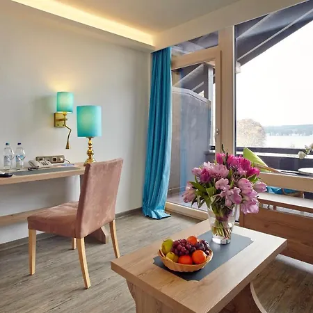 Schloss Berg Hotel 3*