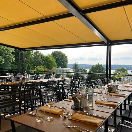 Schloss Berg 3*