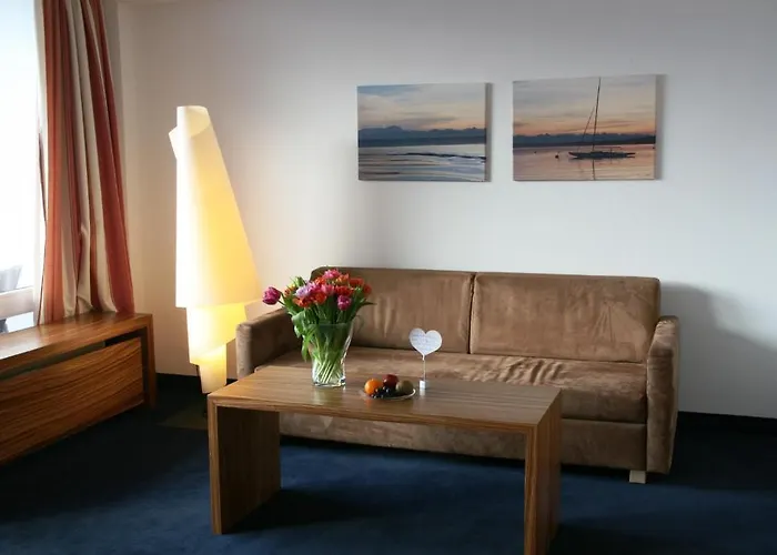 Schloss Berg Hotel 3*
